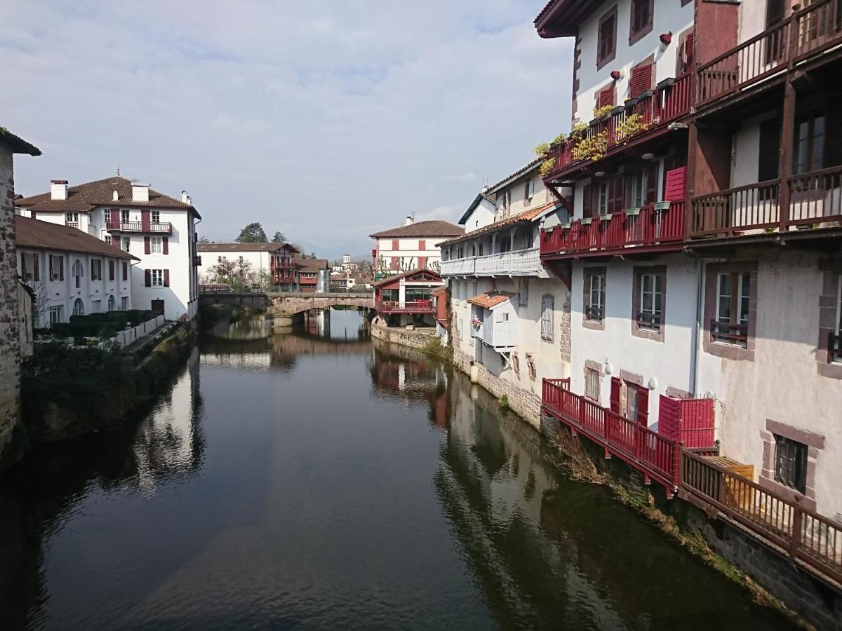 Alojamento de Acomodação e Pequeno-almoço Goxoki Avec Piscine Jean Pied De Port *